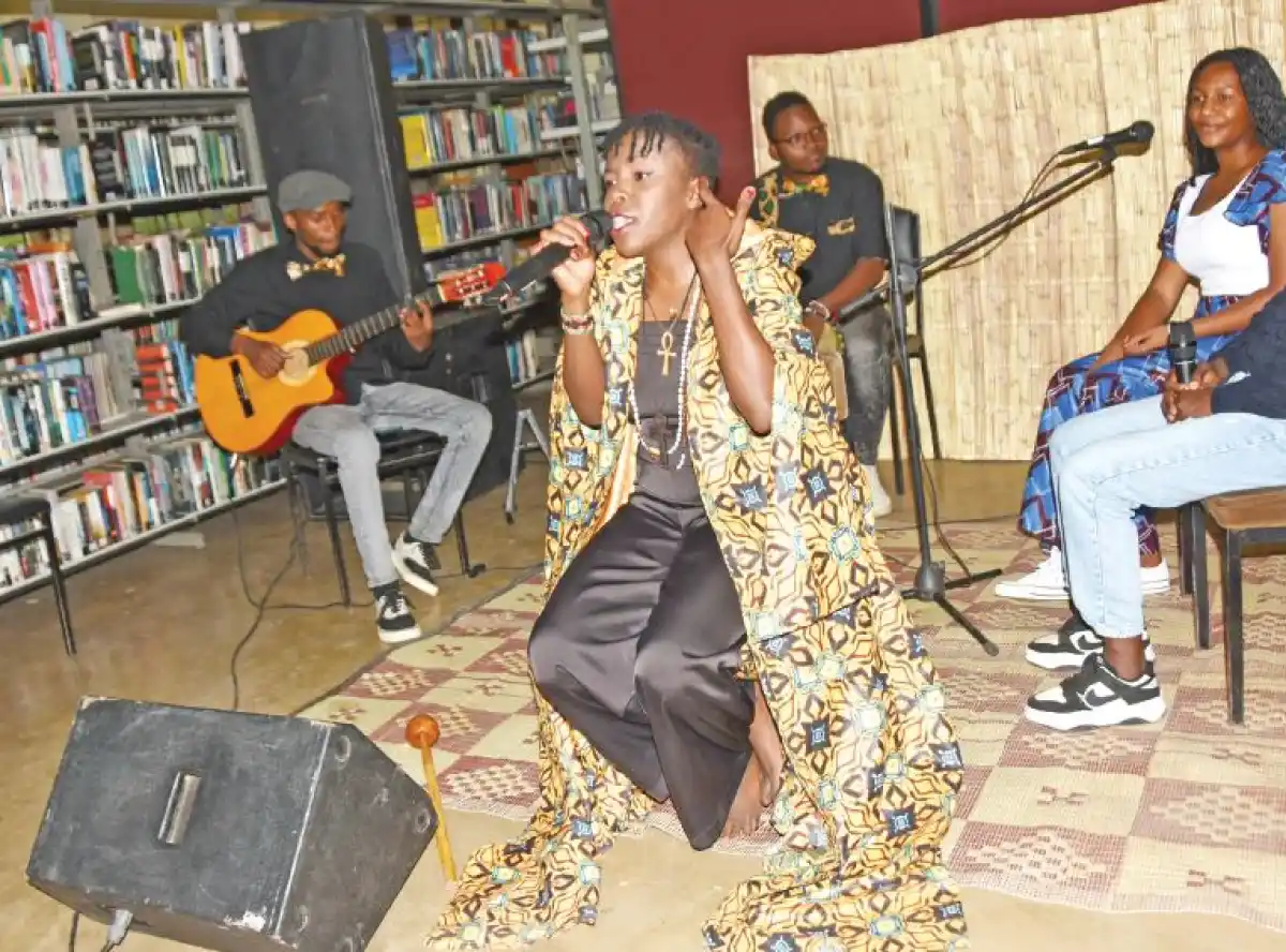 Nyokase holds listening session-Malawi Musik