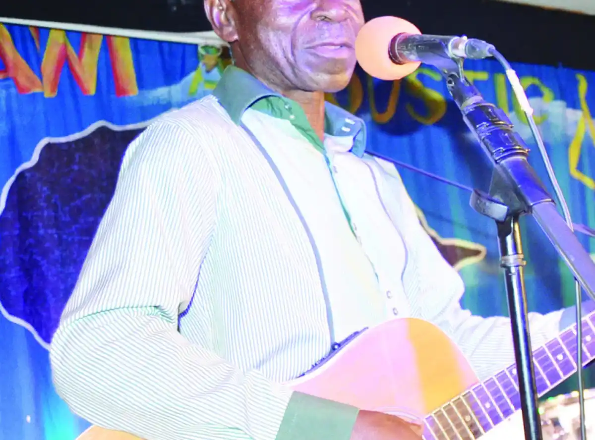 Veteran musician Patrick Simakweli granted bail-Malawi Musik